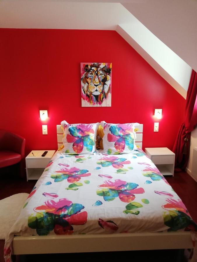 ポン・タヴェン Le Petit Kerangoi Bed & Breakfast エクステリア 写真
